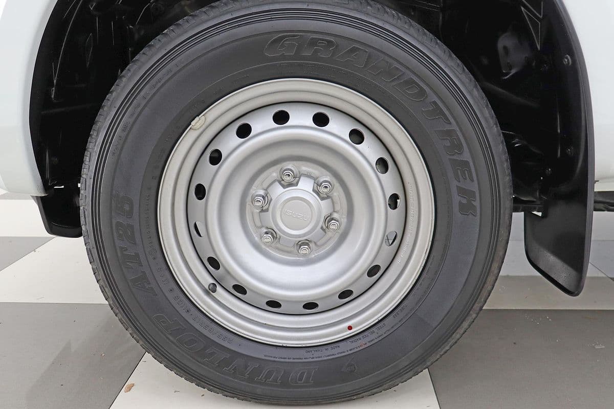 2024 Isuzu D-MAX SX 4X4 — photo 7