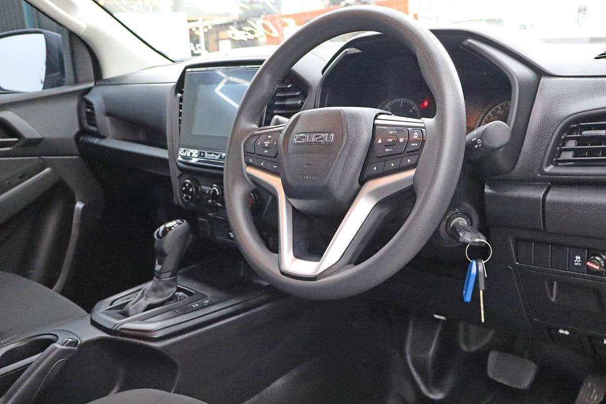 2024 Isuzu D-MAX SX 4X4 — photo 11