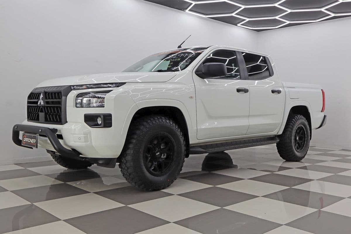 2025 Mitsubishi Triton GLX+ MV 4X4 — photo 5