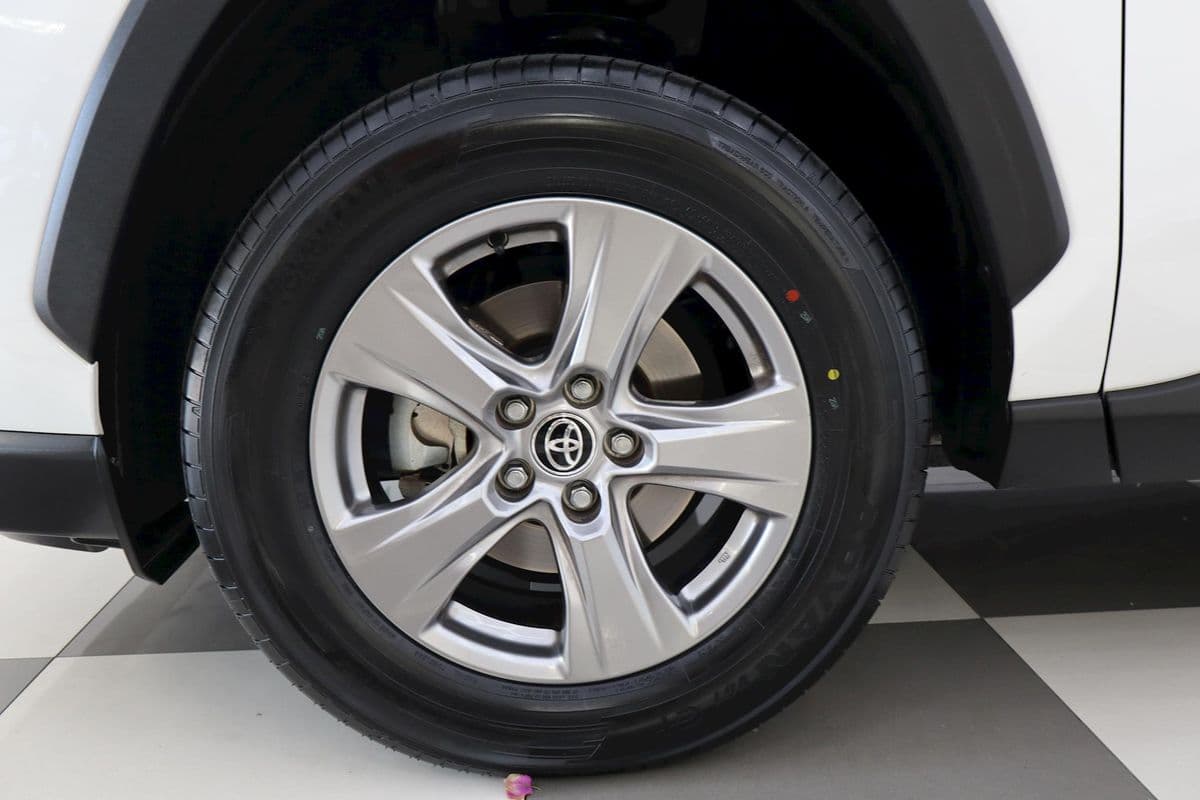 2023 Toyota RAV4 GX AXAH52R — photo 7