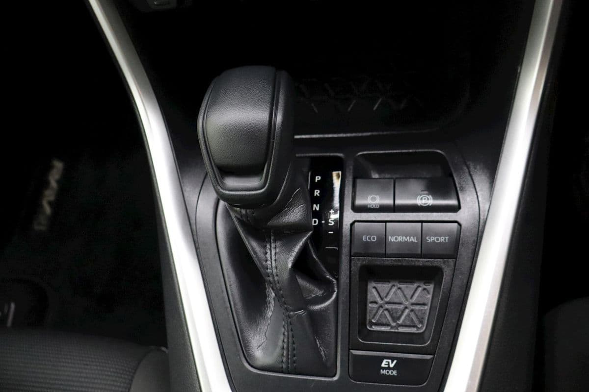 2023 Toyota RAV4 GX AXAH52R — photo 11