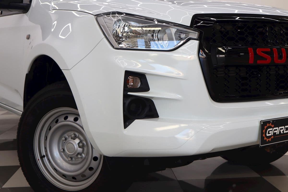 2024 Isuzu D-MAX SX 4X4 — photo 2
