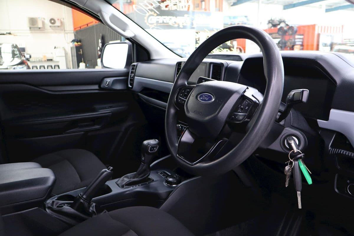 2023 Ford Ranger XL 4X4 2.0L — photo 12