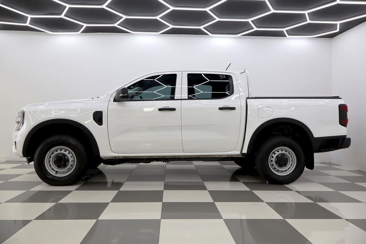 2025 Ford Ranger XL 4X4 2.0L — photo 6