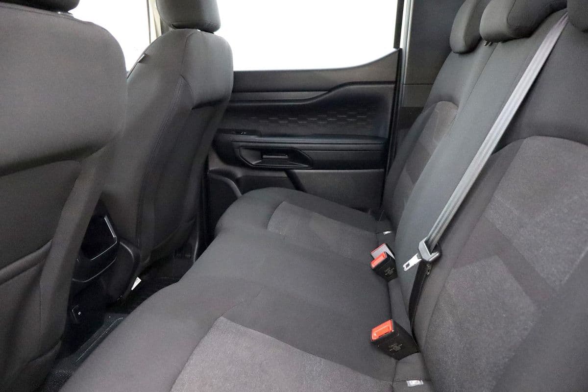 2025 Ford Ranger XL 4X4 2.0L — photo 9