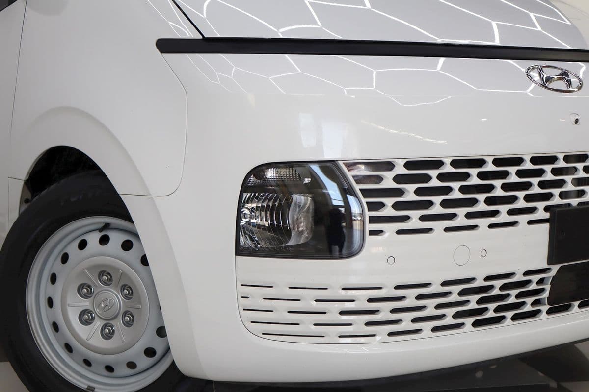 2023 Hyundai STARIA LOAD US4.V2 — photo 2