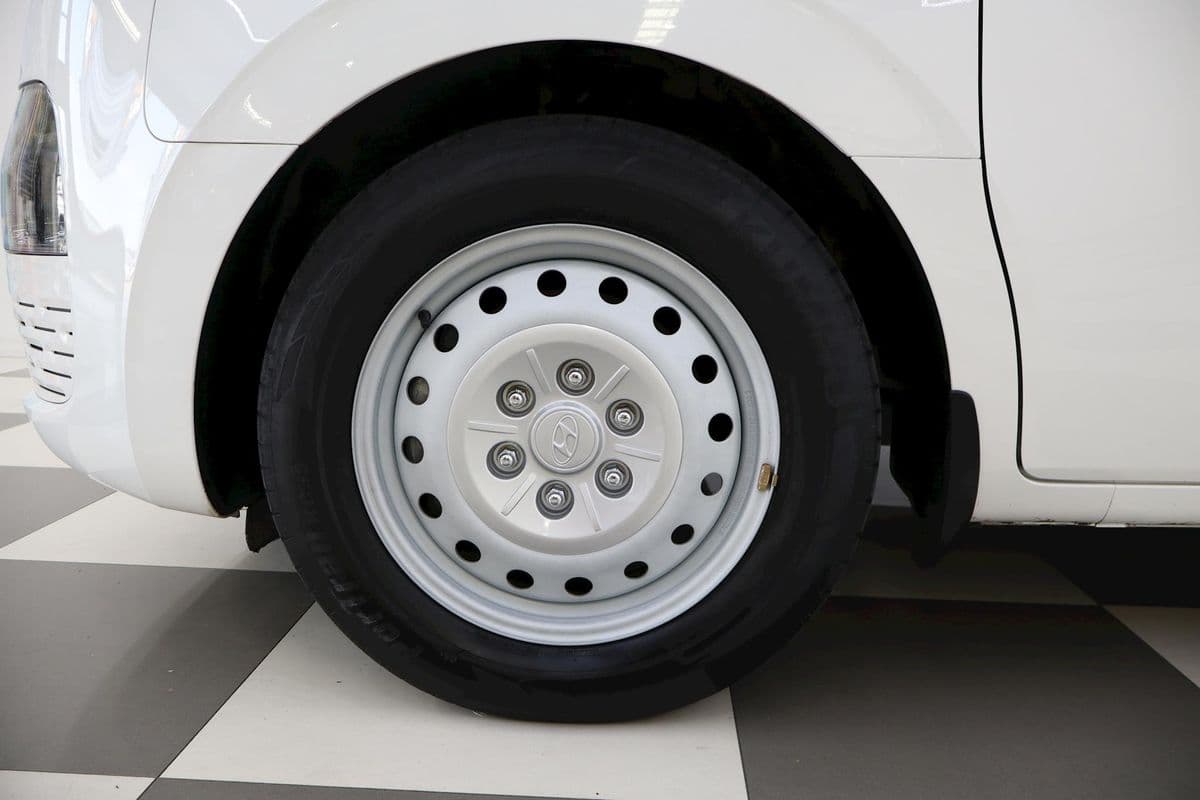 2023 Hyundai STARIA LOAD US4.V2 — photo 7