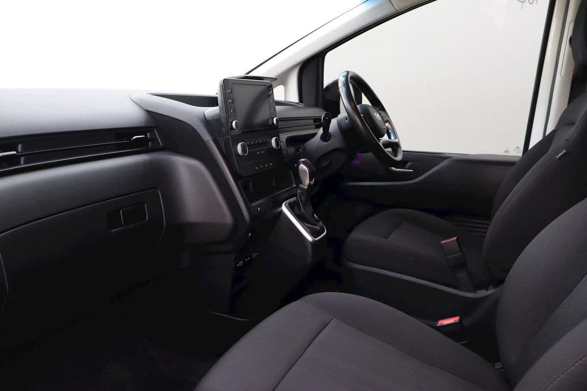 2023 Hyundai STARIA LOAD US4.V2 — photo 8