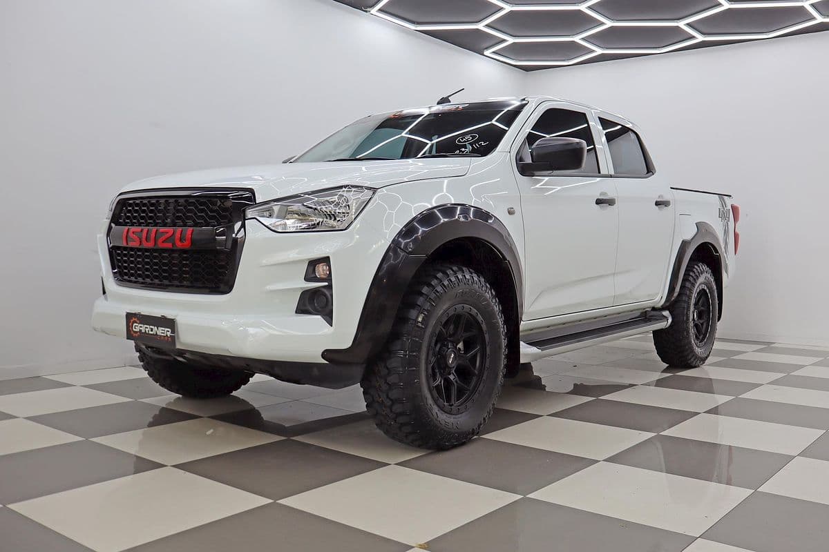 2023 Isuzu D-MAX SX 4X4 — photo 5