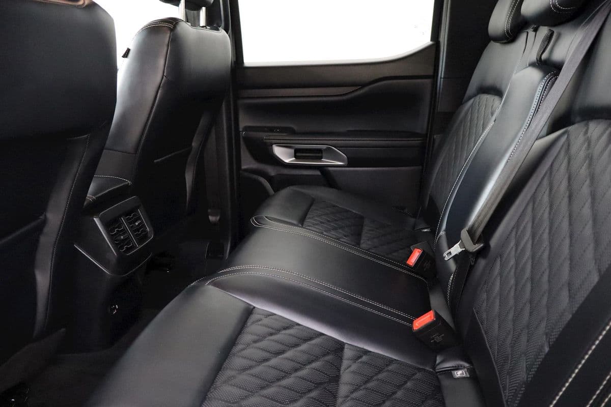 2024 Ford Ranger Platinum 4X4 3.0L — photo 10